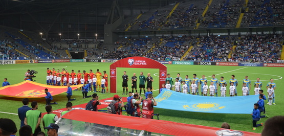 FUSSBALL-WELTMEISTERSCHAFT: 2 SIEGE IN DER TASCHE!