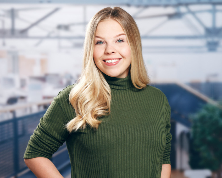 Stefanie Wahn, Client Service Manager Aircraft Charters